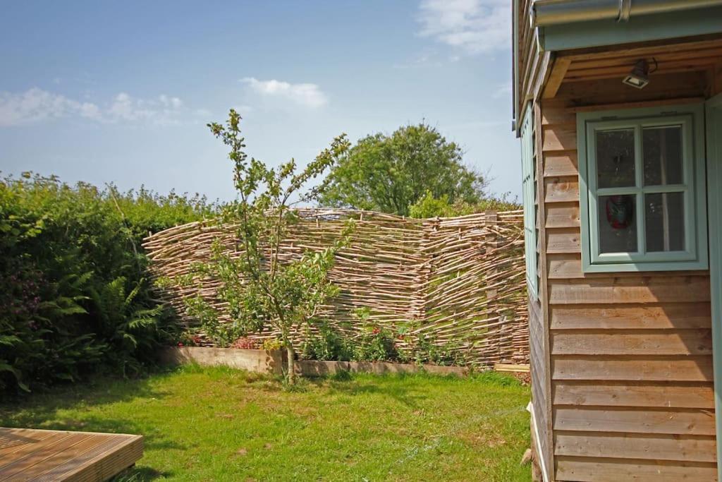 Villa Tiny House On Isolated Farm By The Cornish Coast Bude Exterior foto